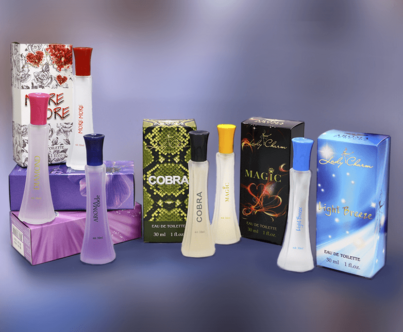 Флакони жіночої парфумерії Aroma Perfume в подарункових коробках